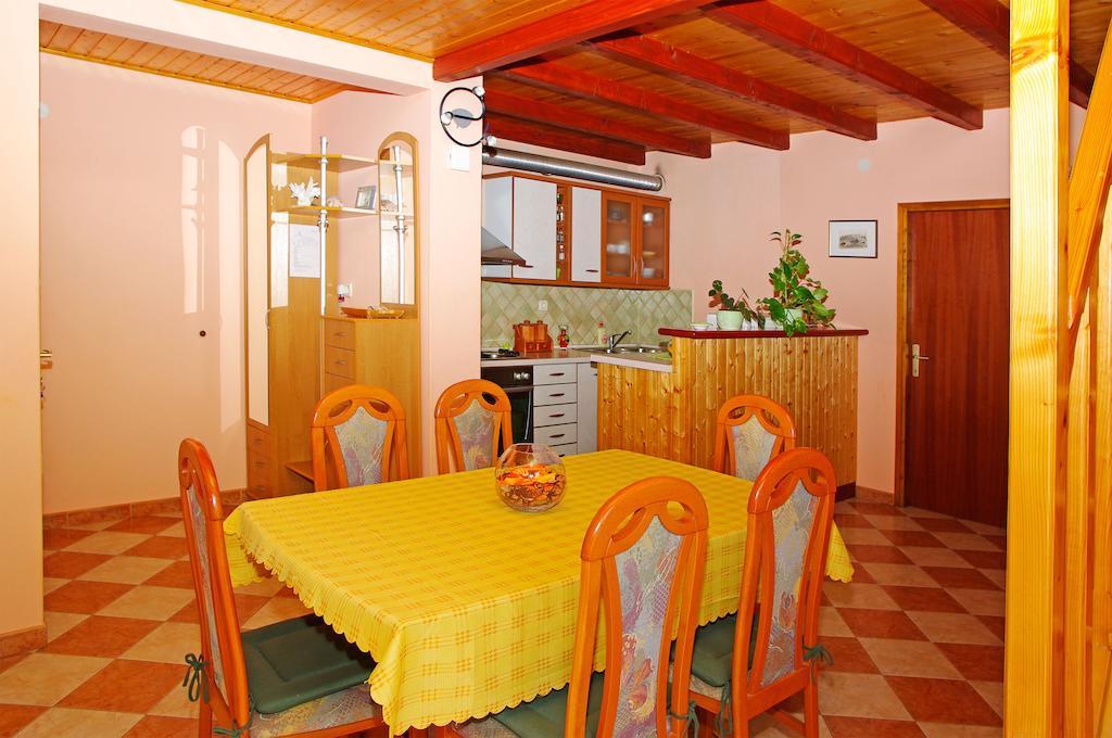 Apartments Julija Vela Luka Phòng bức ảnh