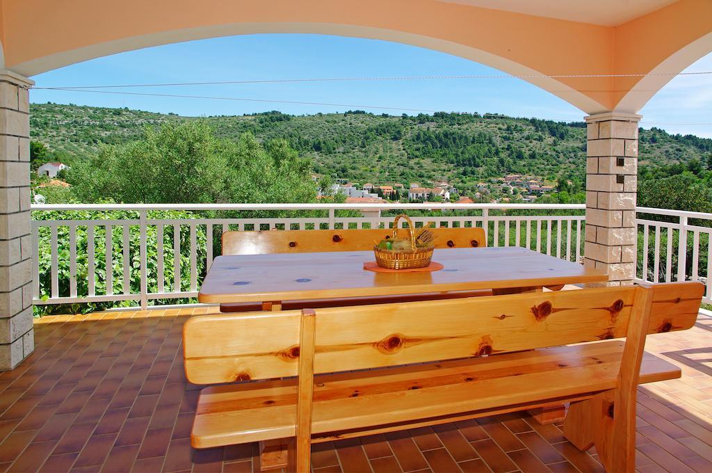 Apartments Julija Vela Luka Ngoại thất bức ảnh