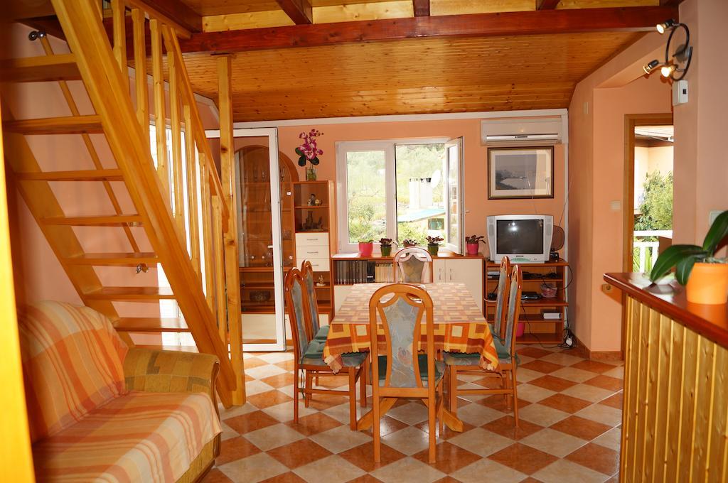 Apartments Julija Vela Luka Phòng bức ảnh